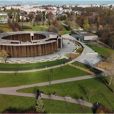Appartamento Apartament Zdrojowy Busko-Zdrój Esterno foto